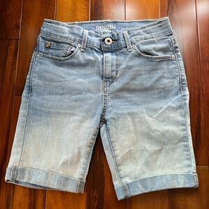 Light Blue Jean Shorts Size 12 (Girls)